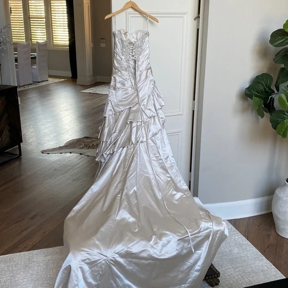 print asymmetric hem pleated maxi dress socialite Strapless Straight Wedding Dress with Asymmetric Mikado Bodice, Lace Skirt & Train 8 main image 0